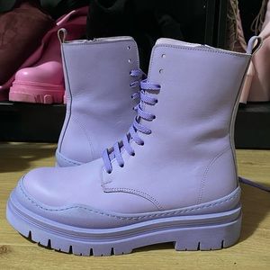 L’Intervalle Lavender Combat Boots